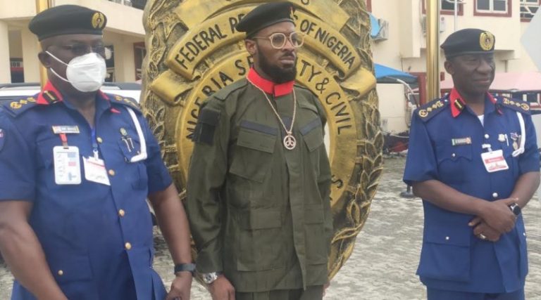 Nigerian Pop Star, D’Banj Arrested For Fraud
