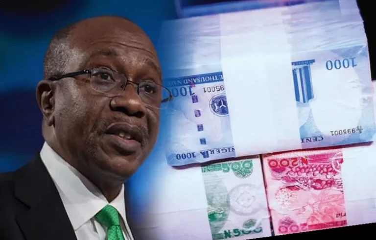 Naira Scarcity: Ganduje Attacks CBN, Tags Naira Policy ‘COVID-23’