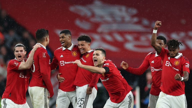 Man Utd edge past Villa to strengthen top-four push