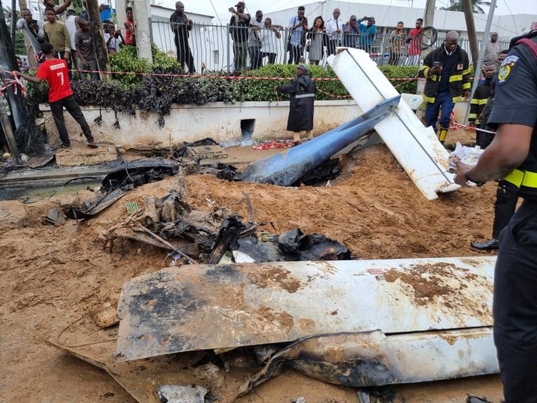 FG orders probe as test-flight plane crashes on Lagos road
