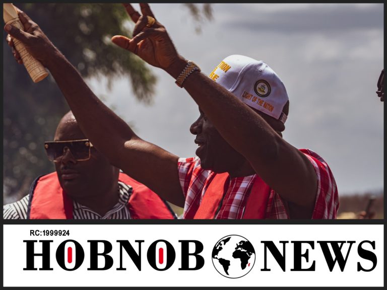 Photos: Governor Soludo Travels To "Inaccessible" Olumbanasa Community By Boat