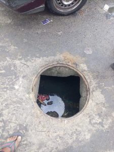 Graphic Photos: Newborn Baby Found Dead in Port Harcourt Manhole