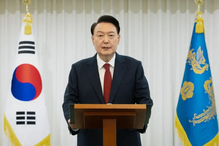 South Korea’s Suspended President Yoon Faces Arrest Warrant Amid Martial Law Scandal