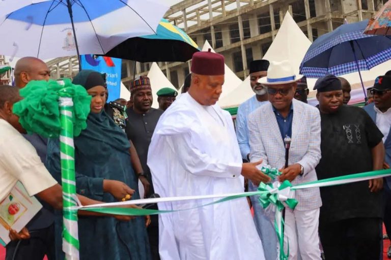 Tinubu Reaffirms Commitment to Inclusive Development as FCT Commissions Strategic Dakibiyu Road