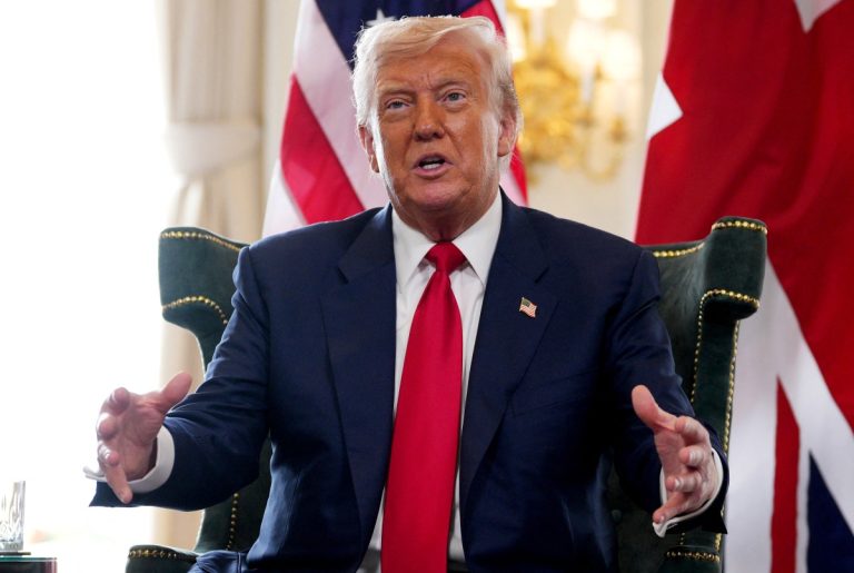 Trump Warns Hamas to Disarm or Face Force: “We Will Disarm Them”