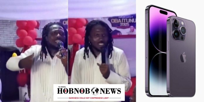 Drama as Nigerian Pastor Threatens to Use DSS to Arrest Church Member Who Allegedly Stole His iPhone 14 Pro Max During Service