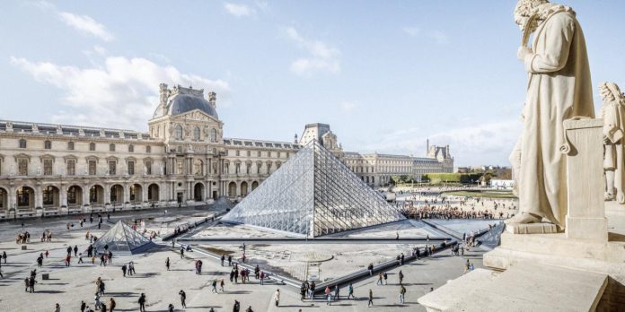 Eight Priceless Royal Jewels Stolen in Daring Louvre Heist