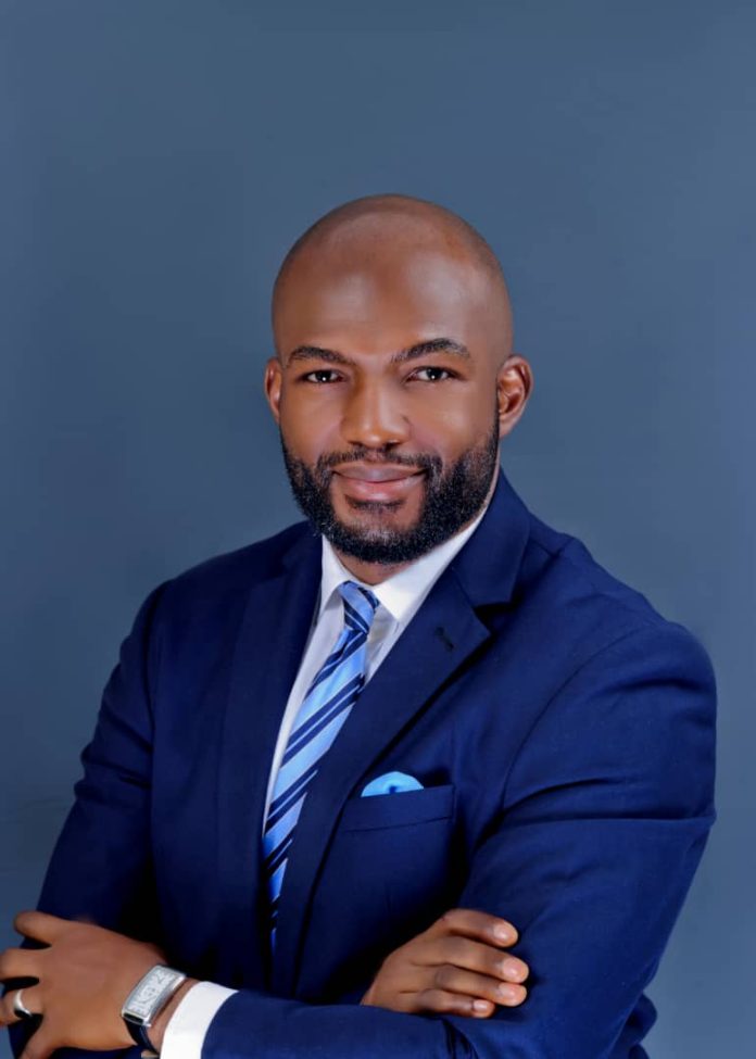 Osarenren Derek Izedonmwen