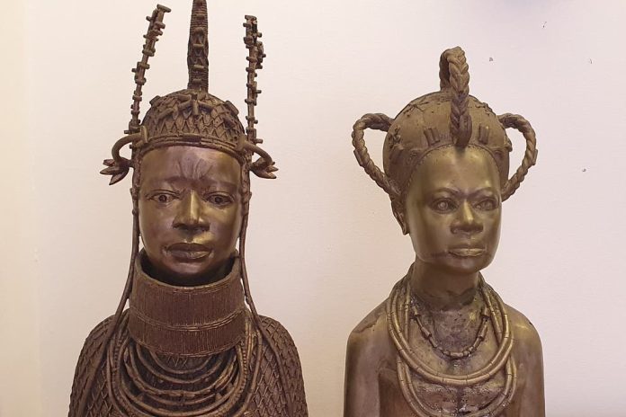 US Museum Returns Two Benin Bronzes to Nigeria