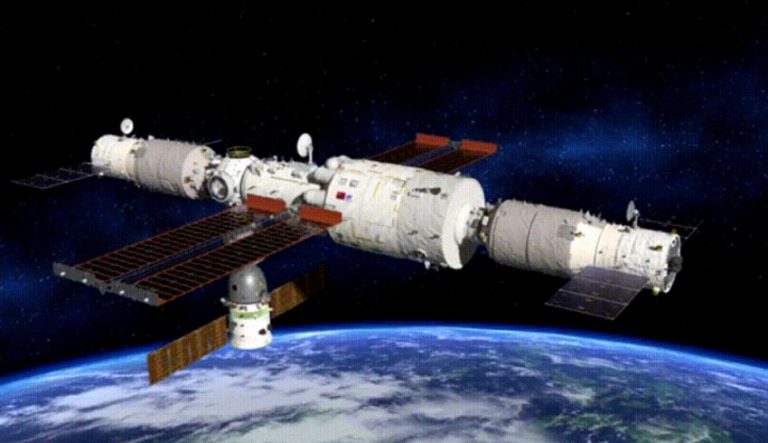 Space Crisis in Orbit: China’s Shenzhou‑20 Crew Pulled Back from Danger
