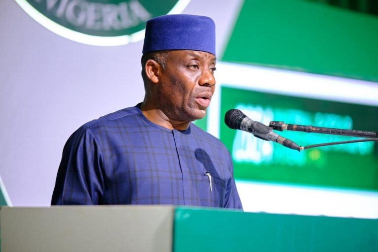 After 16 Years, FG and ASUU Finally Seal New Deal as Lecturers Get 40% Pay Boost