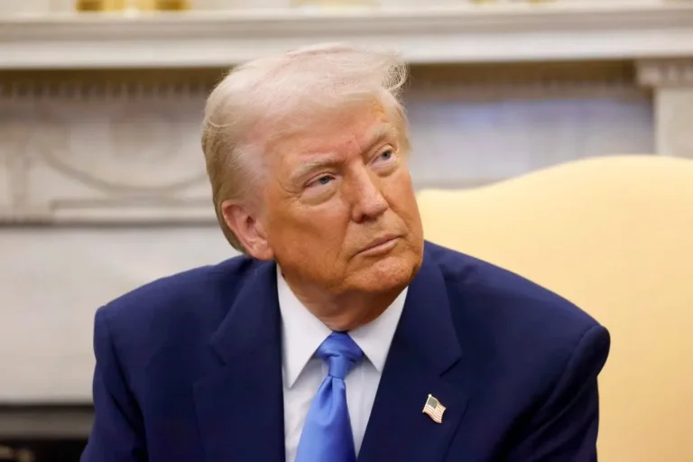 Trump Claims Strait of Hormuz Could Reopen Through ‘Simple Military Maneuver’