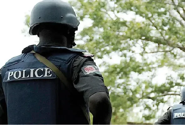A-NIGERIAN-POLICE-OFFICER